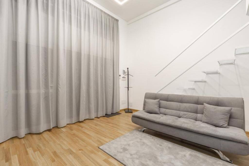 Meraviglioso Loft A Milano: Bagian luar foto