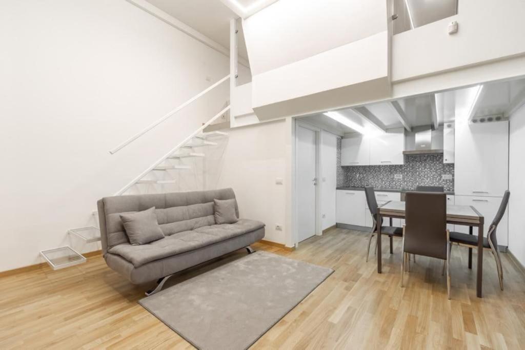 Meraviglioso Loft A Milano: Bagian luar foto