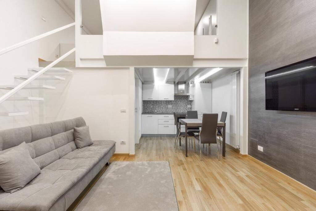 Meraviglioso Loft A Milano: Bagian luar foto